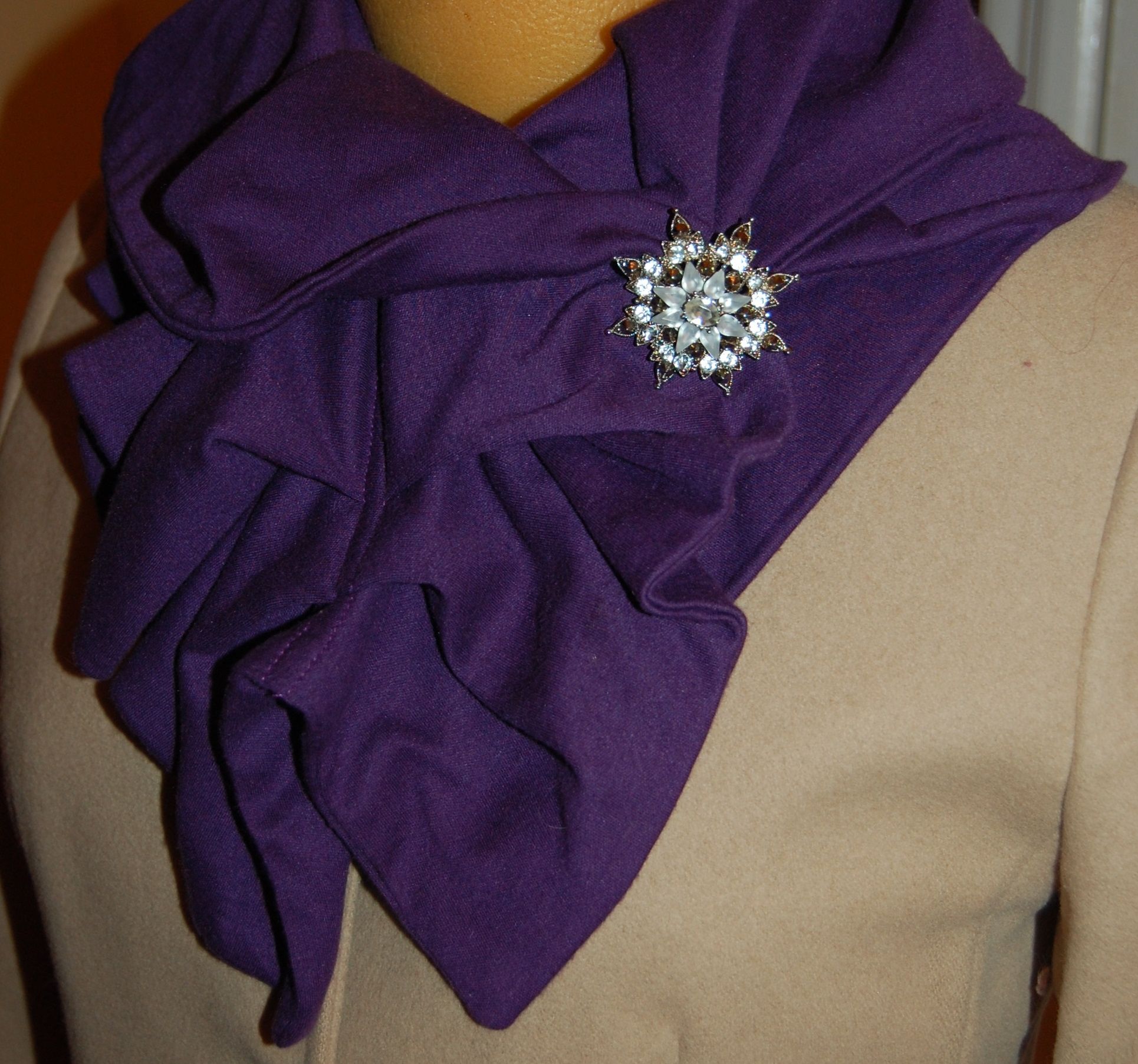 Simple Knit Ruffle Scarf