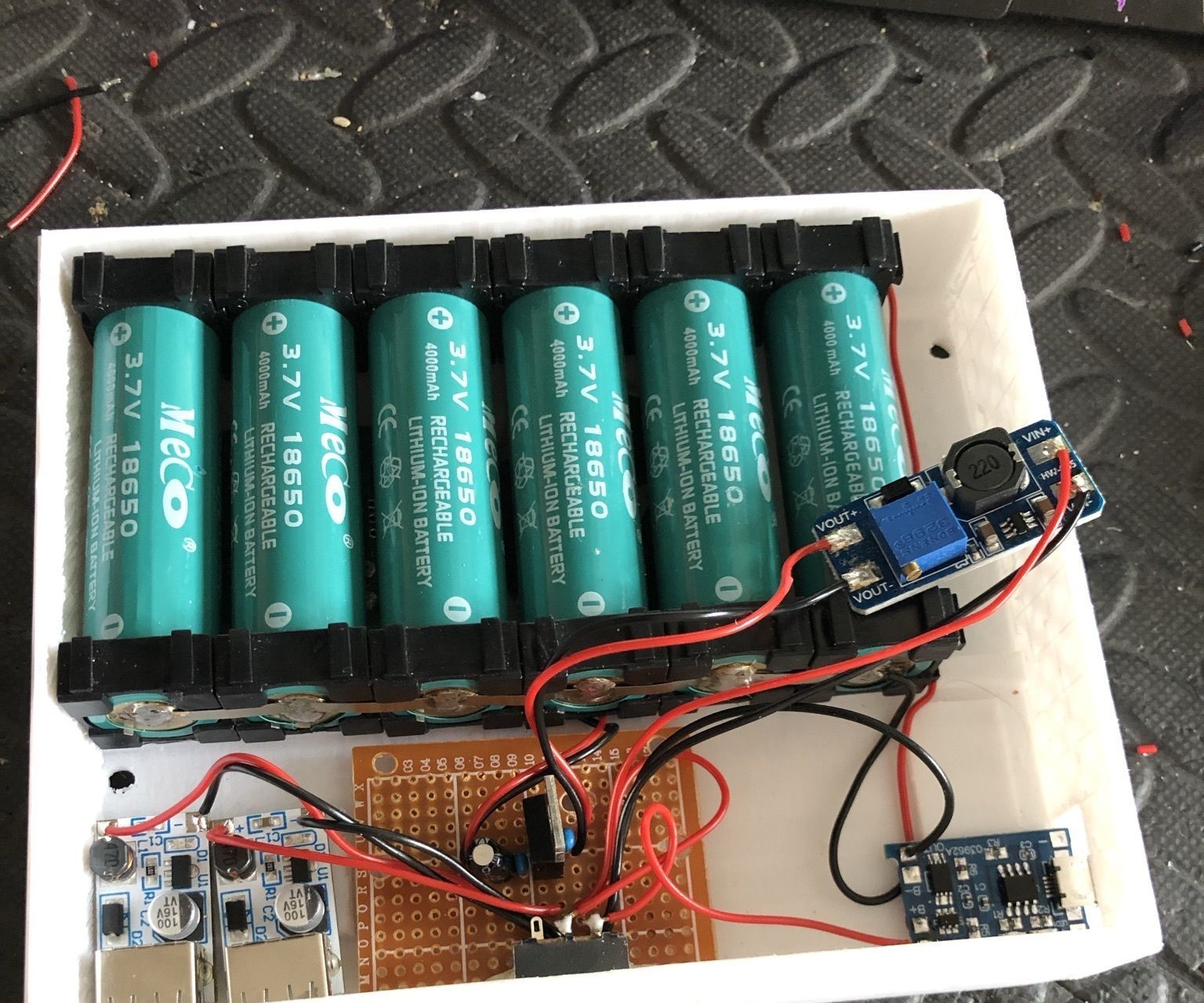 Power Bank From Left Over Parts