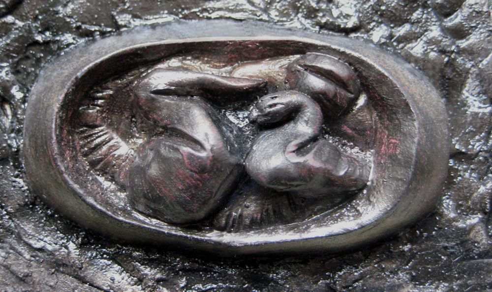Make a Fossilized Dinosaur Egg