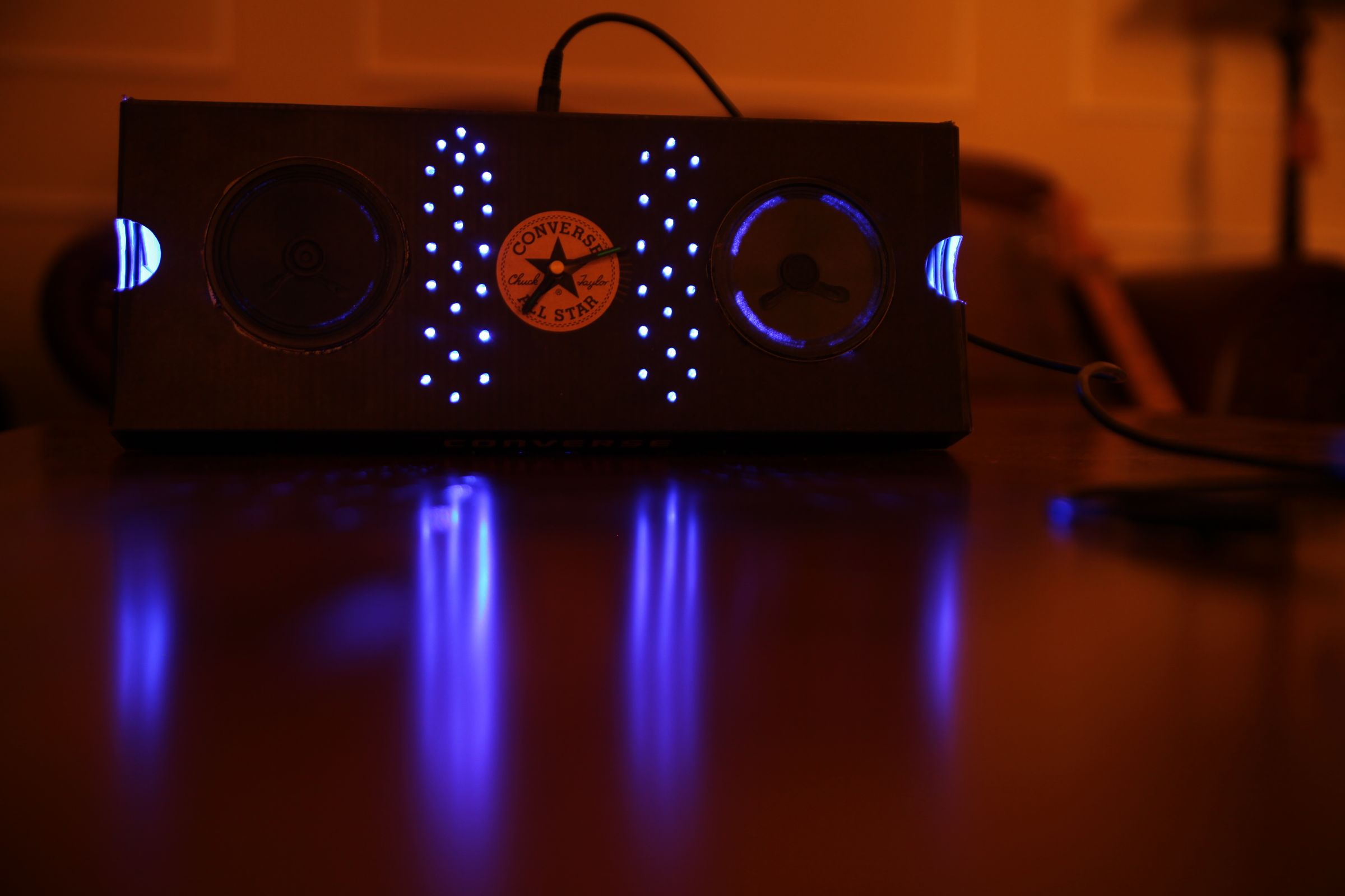 Ultra Easy Customizable Speaker