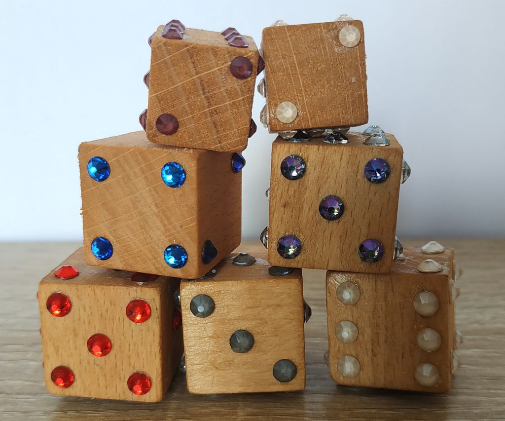Simple DIY Sparkling Wooden Dice 3 Steps (with Pictures) Instructables