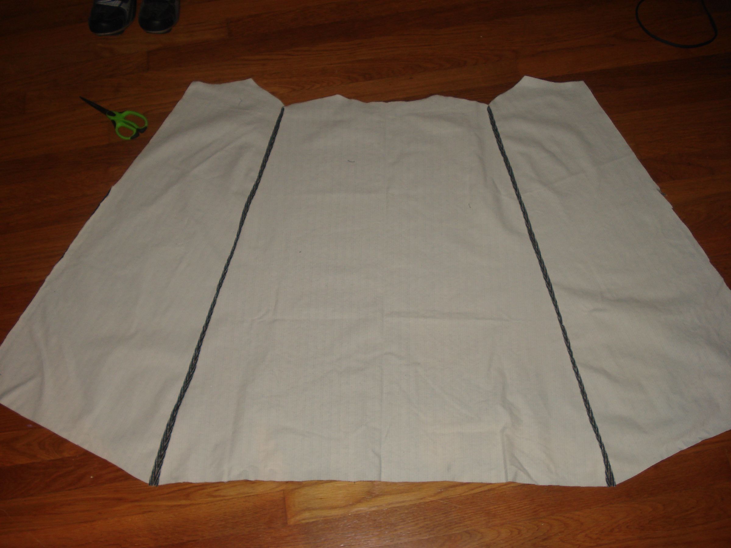 Reversible Cape Coat With Arm Holes : 8 Steps (with Pictures ...
