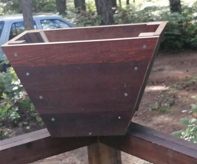 DIY Wooden Planter 
