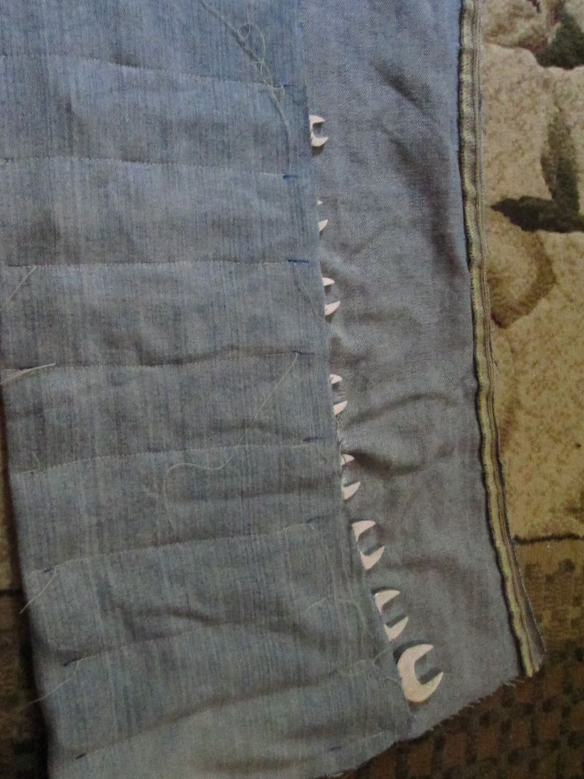 Recycle old jeans into a wrench set case