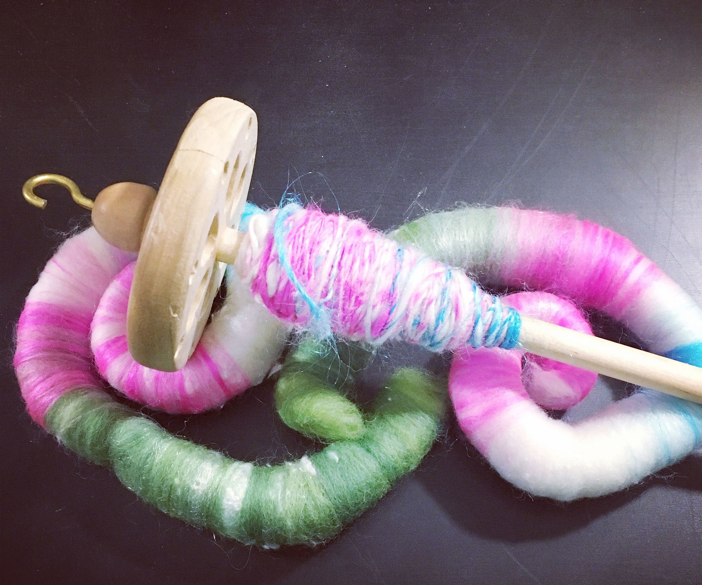 How to Drop Spindle a Rolag