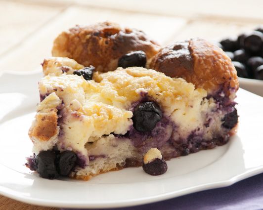 Blueberry Cream Cheese Pull Apart