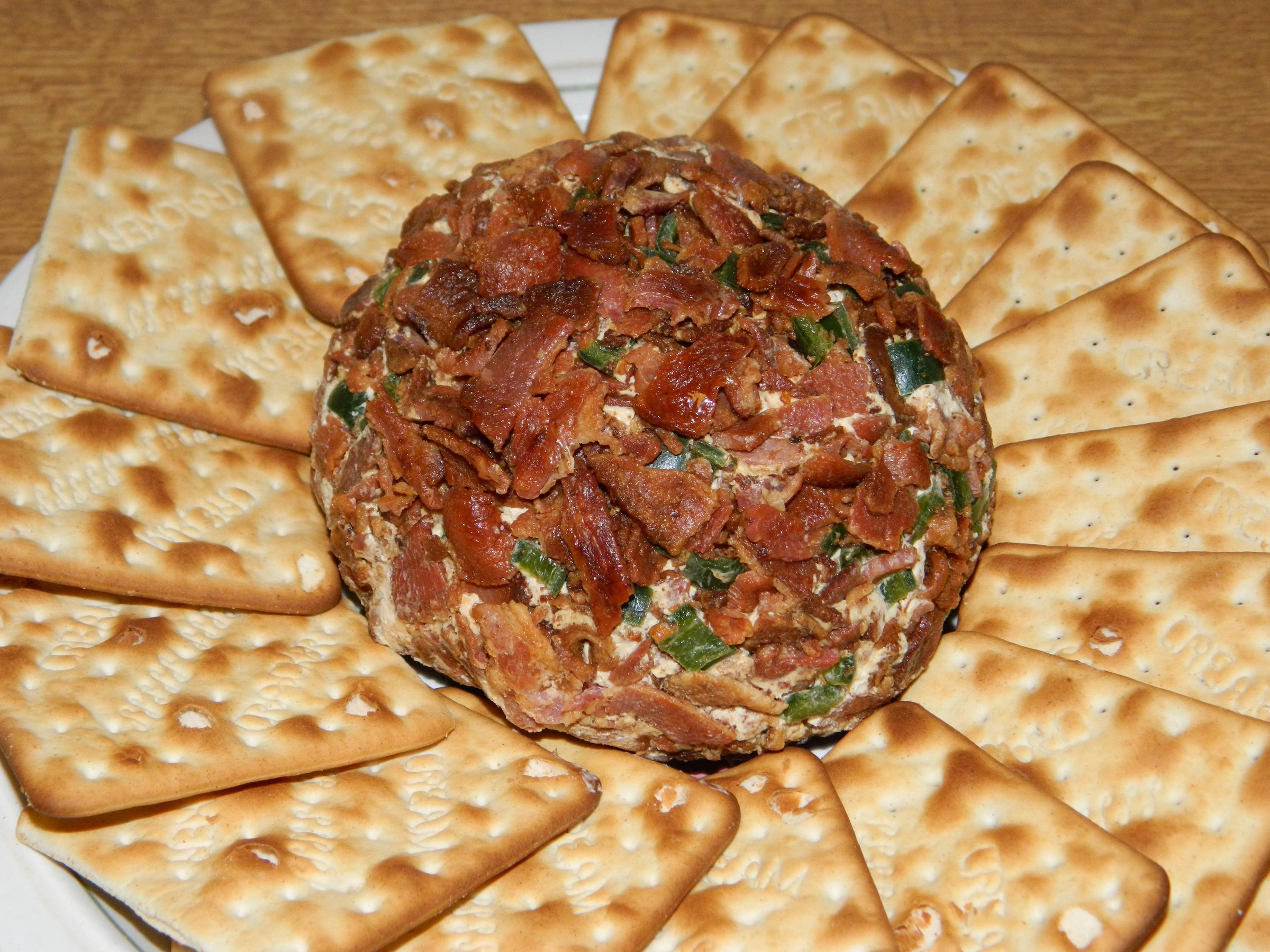 Bacon-Jalapeño Cheese Ball