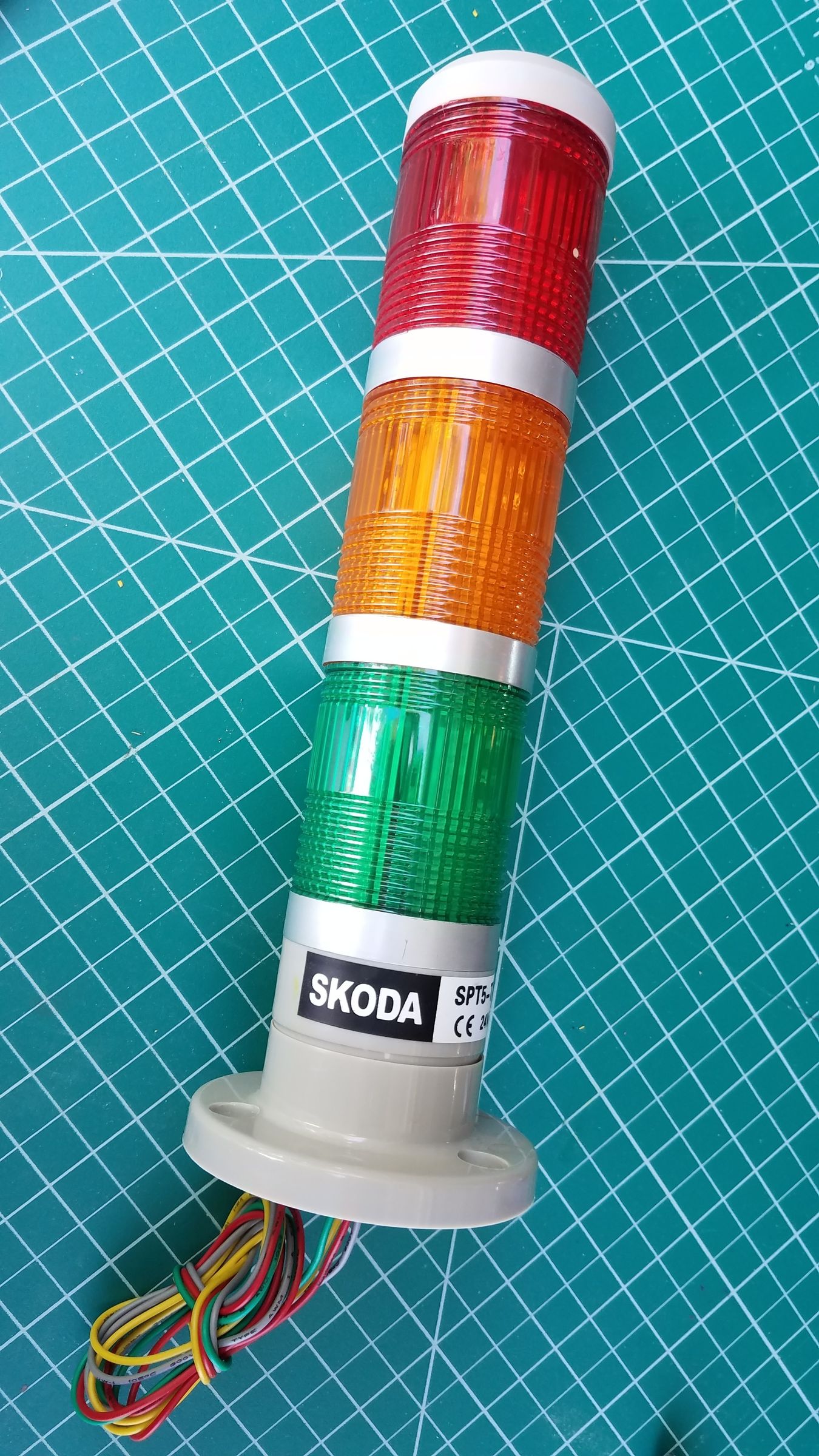 DIY Classroom Stoplight (Noise Management Tool) 12 Steps (with