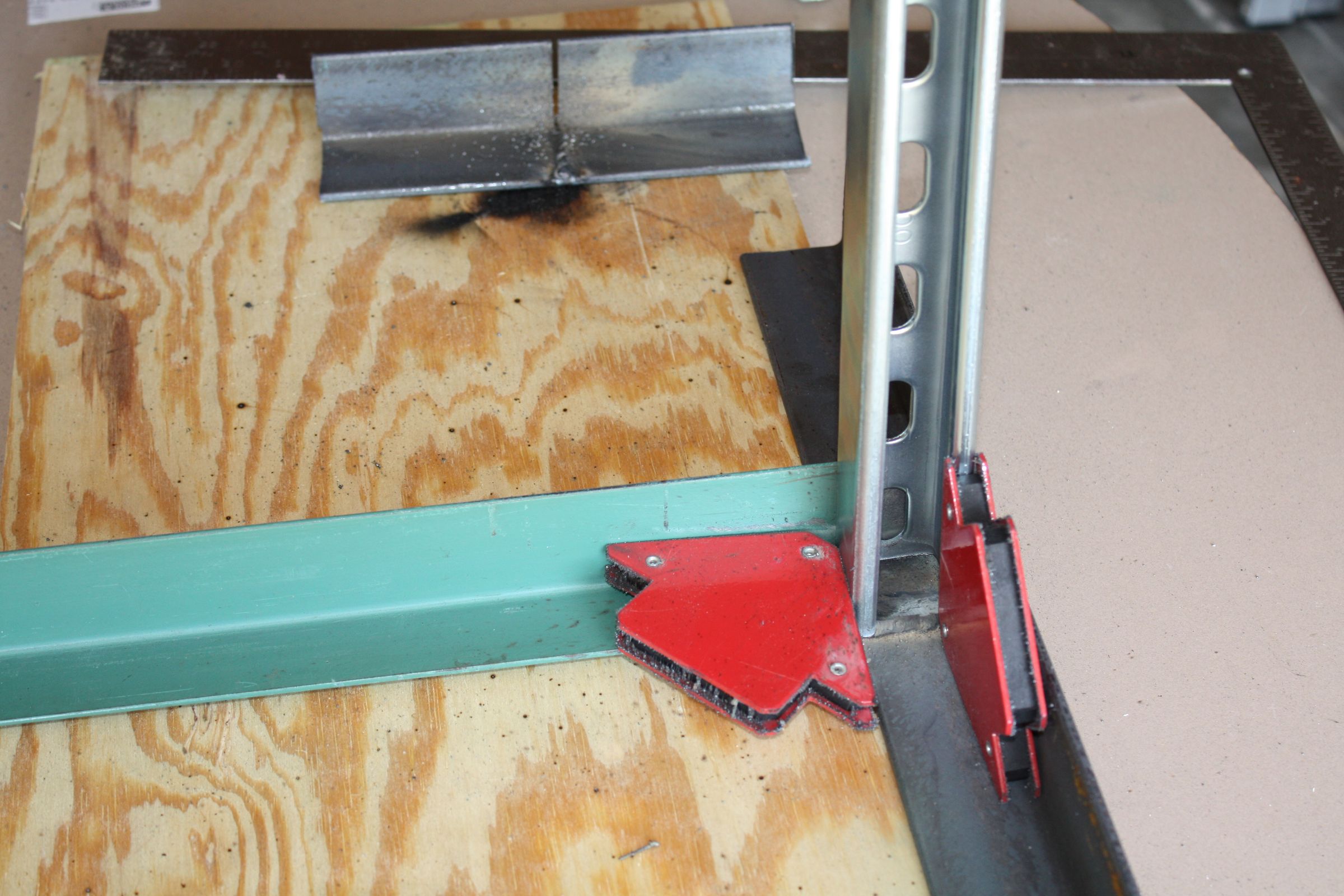 Steel Washer/Dryer Stand With Adjustable Legs 10 Steps (with Pictures