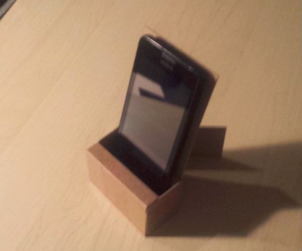 Charge Station Iphone.