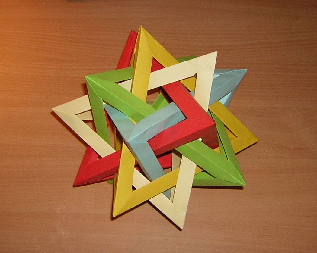 How-to Fold a Five Intersecting Tetrahedra Dodecahedron