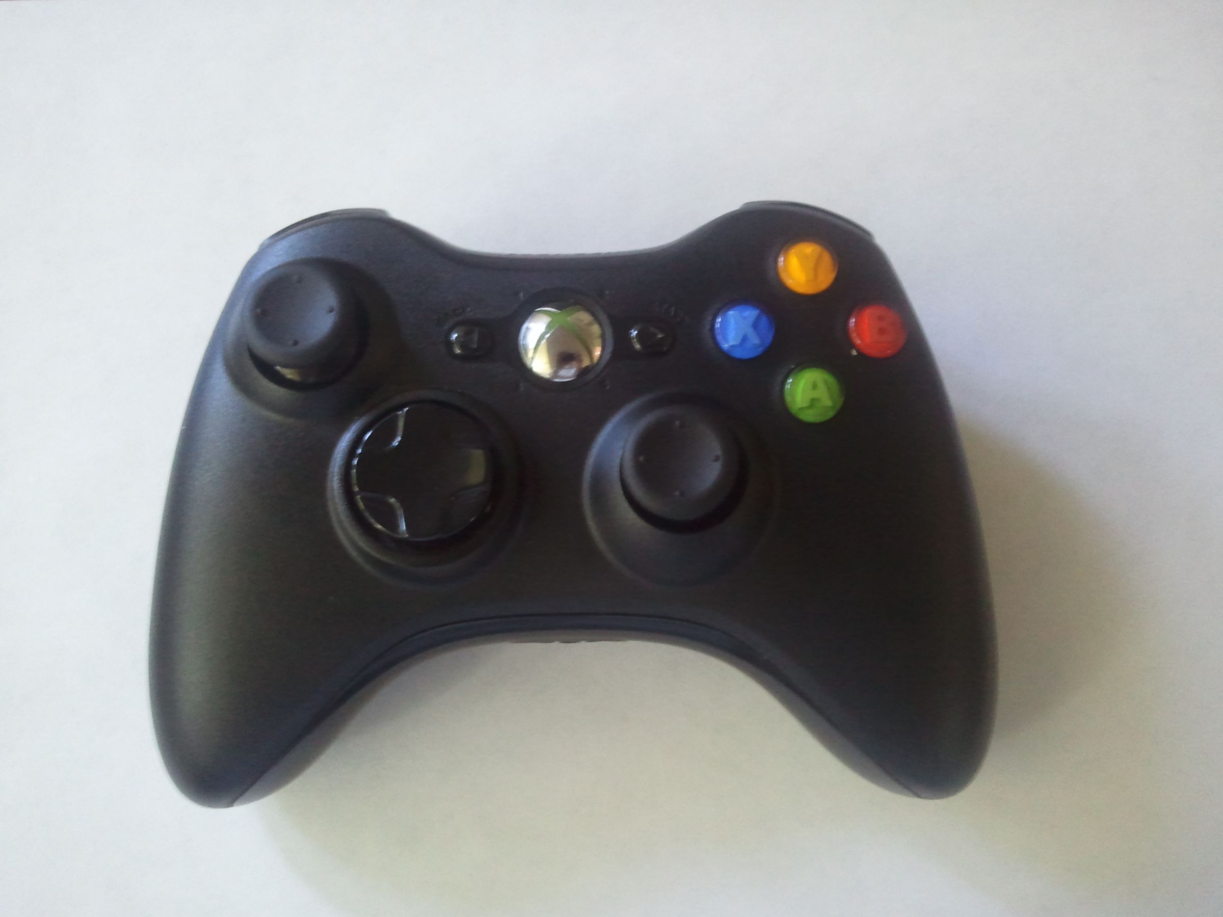 Replacing the Batteries on an Xbox 360 Wireless Controller