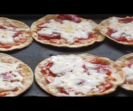 Gluten Free Pizza Pockets: Cheap Enough for the Whole Family 