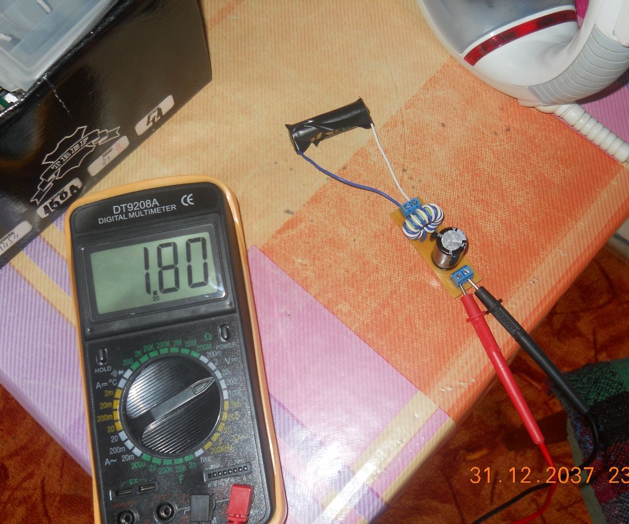 Joule Thief From 0.75V to 1.8V