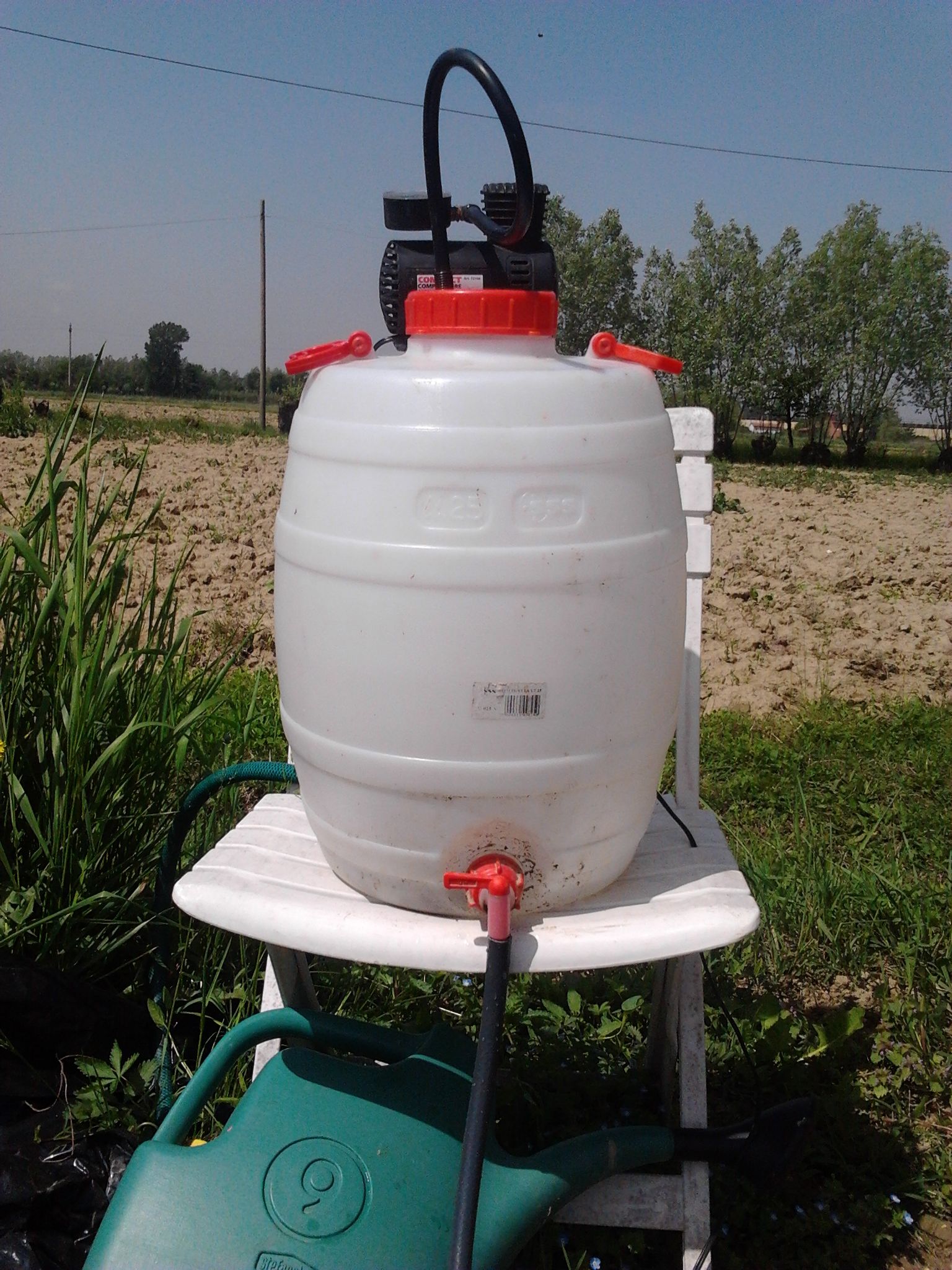 Simple Garden Sprinkler With Pressure Booster Home Made.