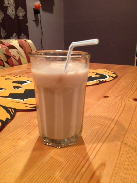 How to Make an Egg Cream Drink