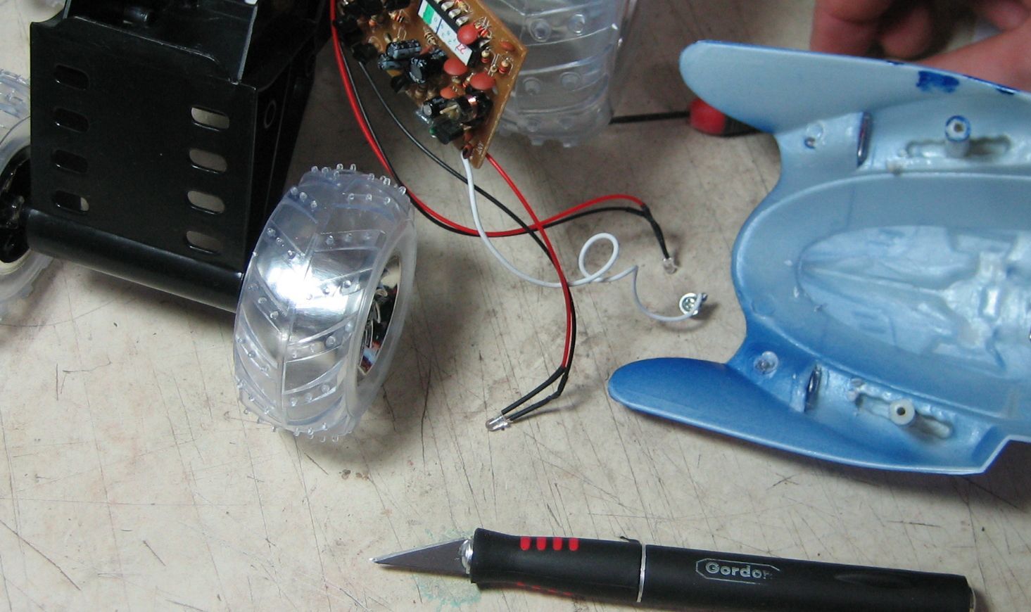 Rc Shellbridge Robot Platform Including H-bridges From $10 R/C Car : 5 Steps (with ...