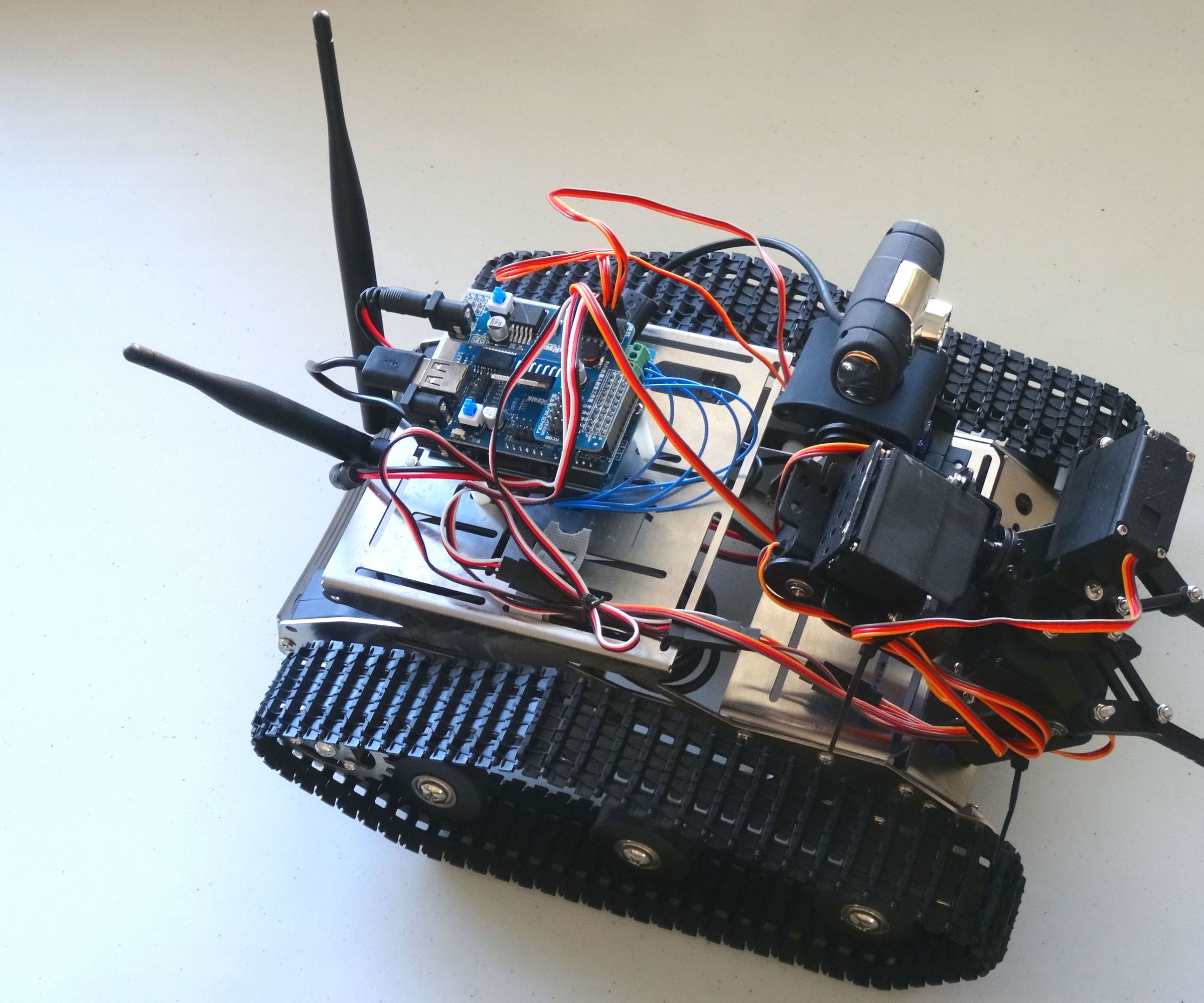 Assemble Kuman Wi-Fi Robot With Camera and Manipulator