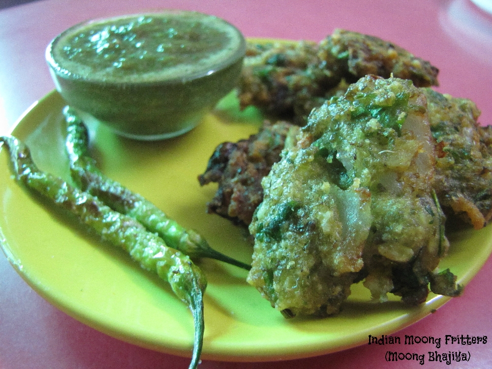 Indian Moong Bean Fritter (Moong Bhajiya)
