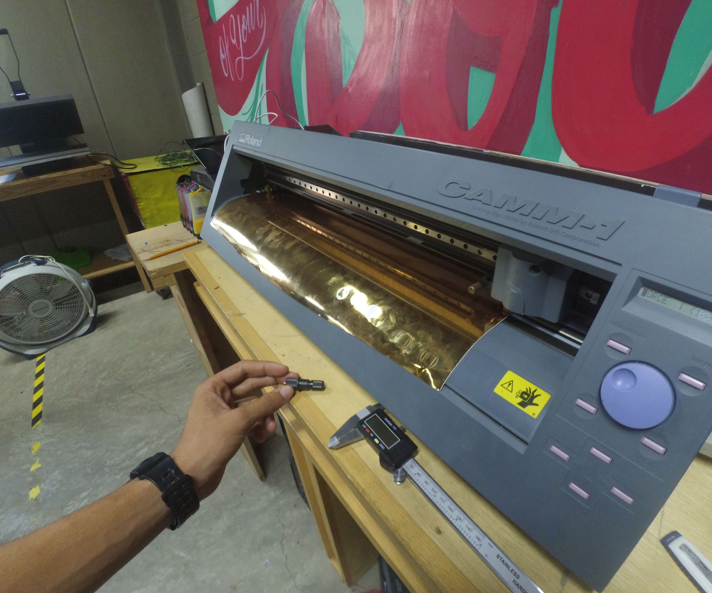 How to Adjust the Tip of Roland CAMM-1 Machine