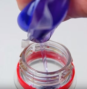 Mixing Cola and Washing GEL Results in a Very Unexpected and Dazzling Reaction!