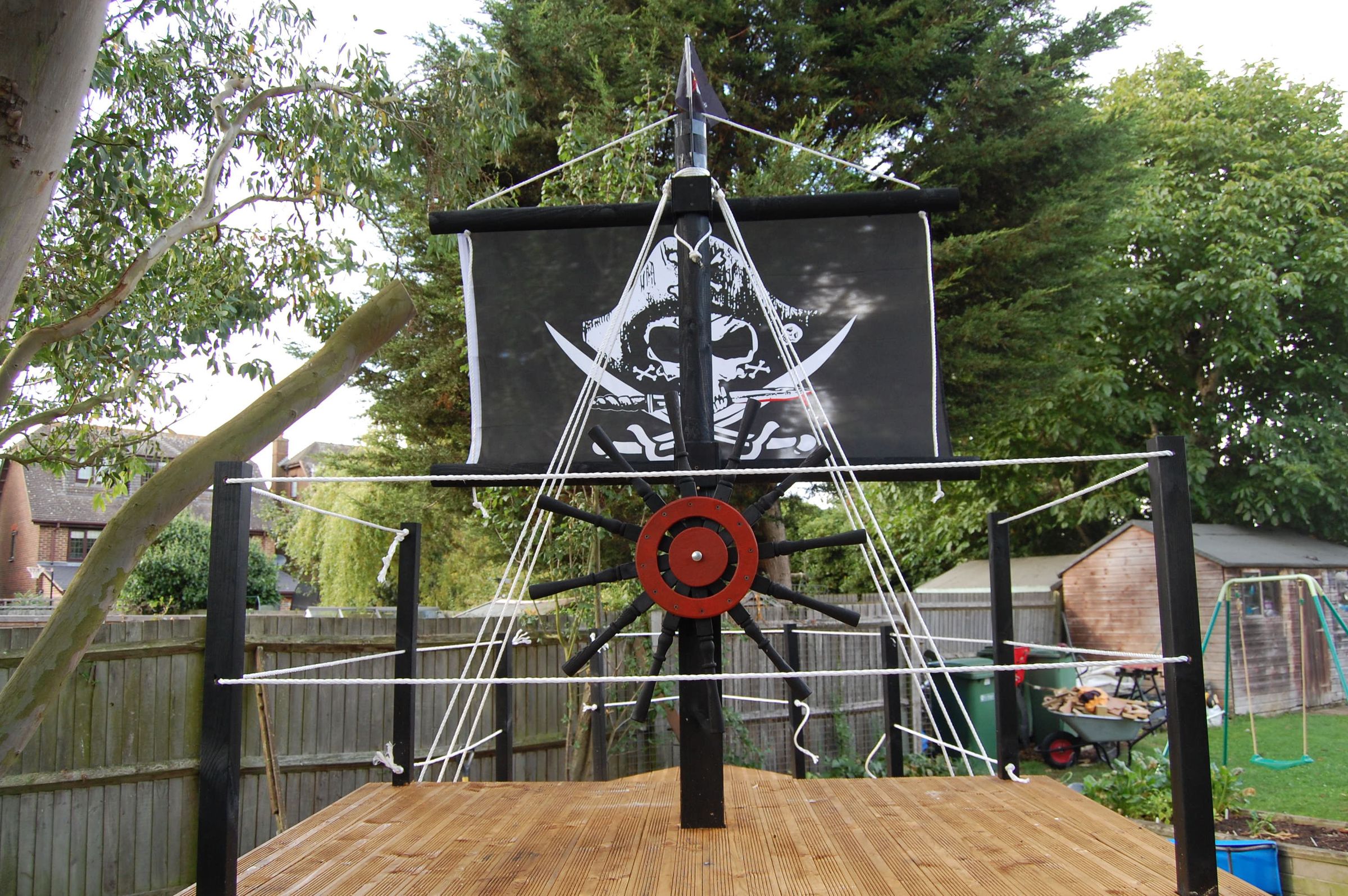 How to Make Your Own Pirate Ship Playhouse 9 Steps (with Pictures