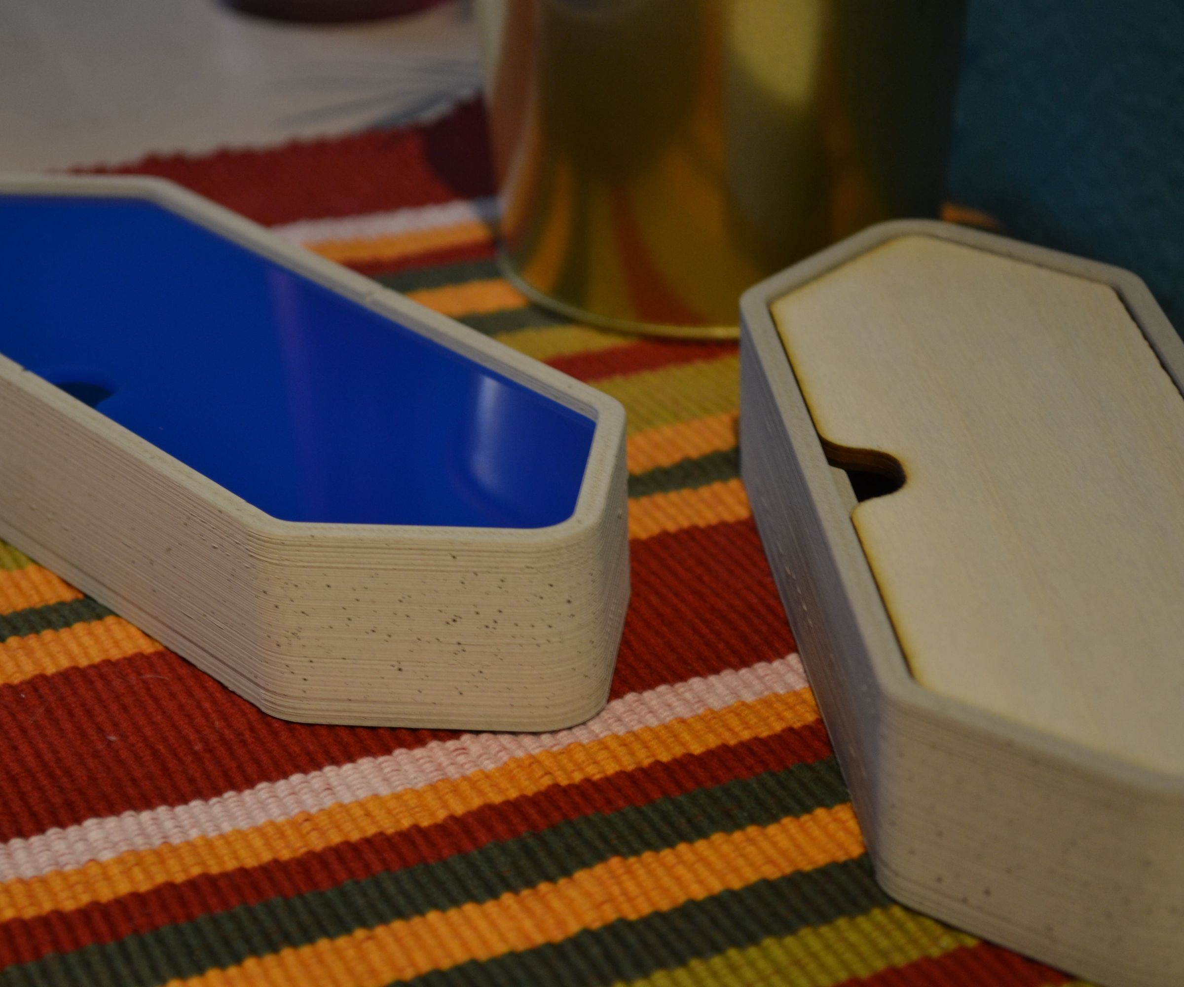 Silicon mold to cast a pencil Box