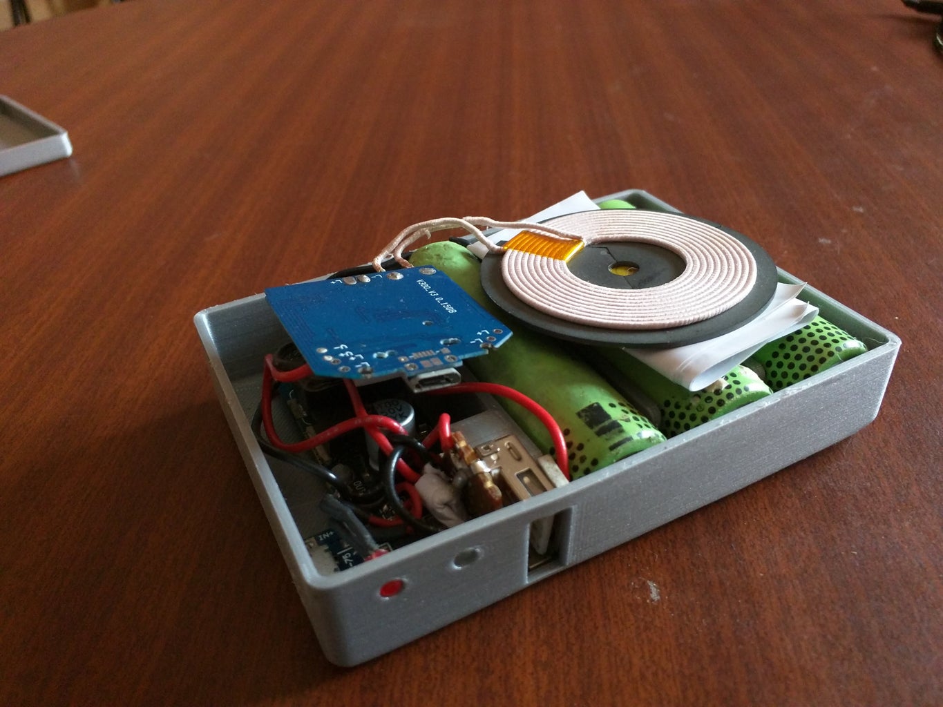 DIY Wireless Charging Power Bank : 8 Steps (with Pictures) Circuit Diagram