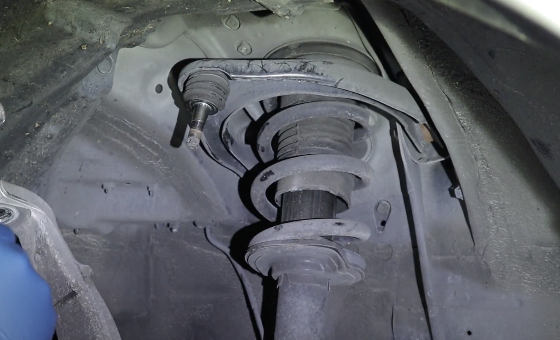 How to Install Adjustable Balljoints to Adjust Camber 7 Steps