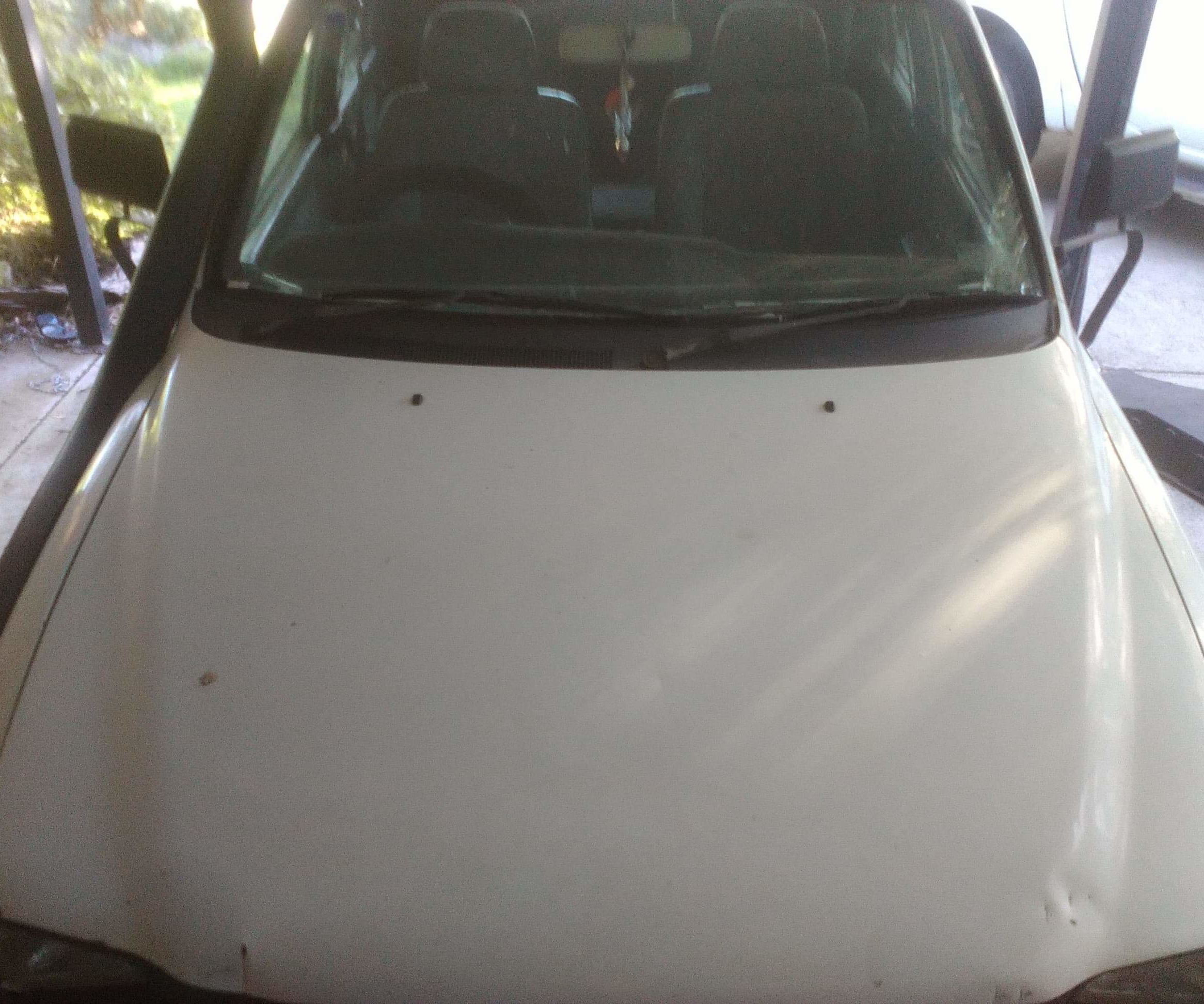 How to Start a Car With a Flat Battery With a Jump Pack