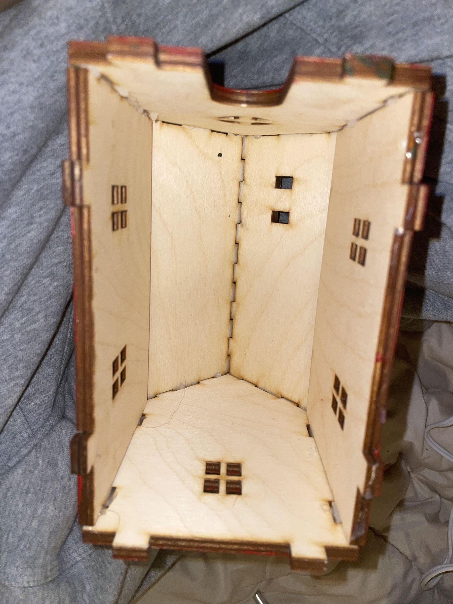 Elf on the Shelf House : 8 Steps - Instructables