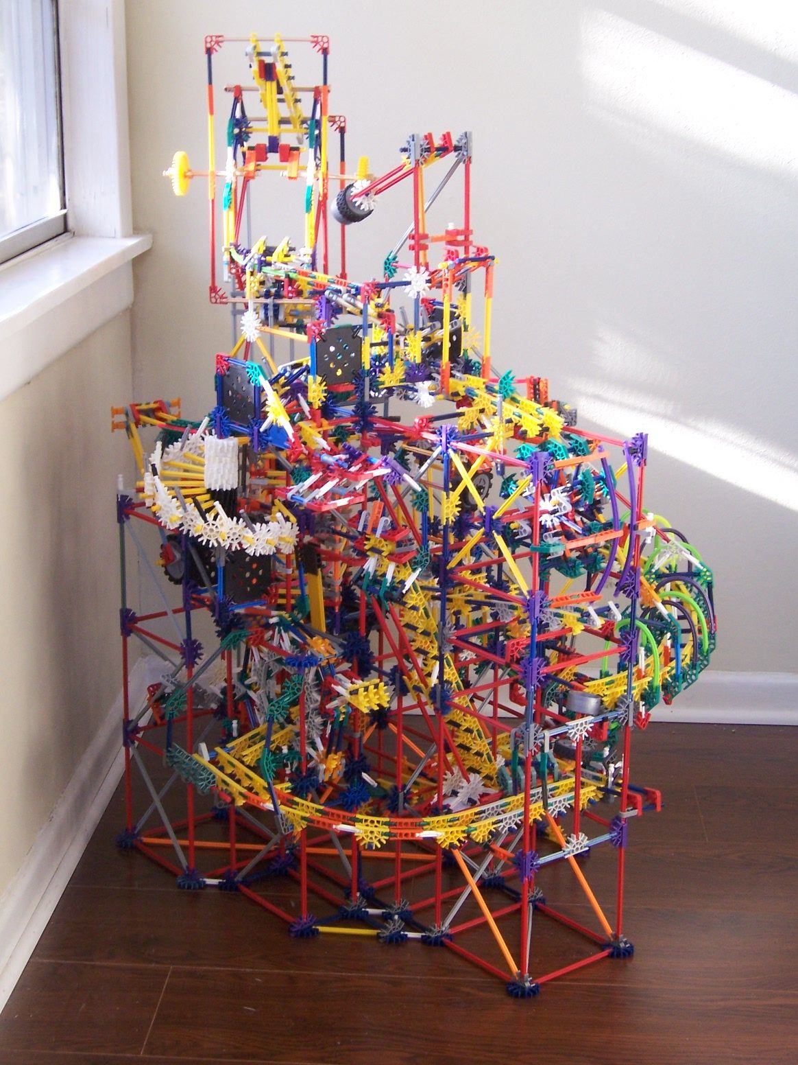 Retrograde-A K'nex Ball Machine