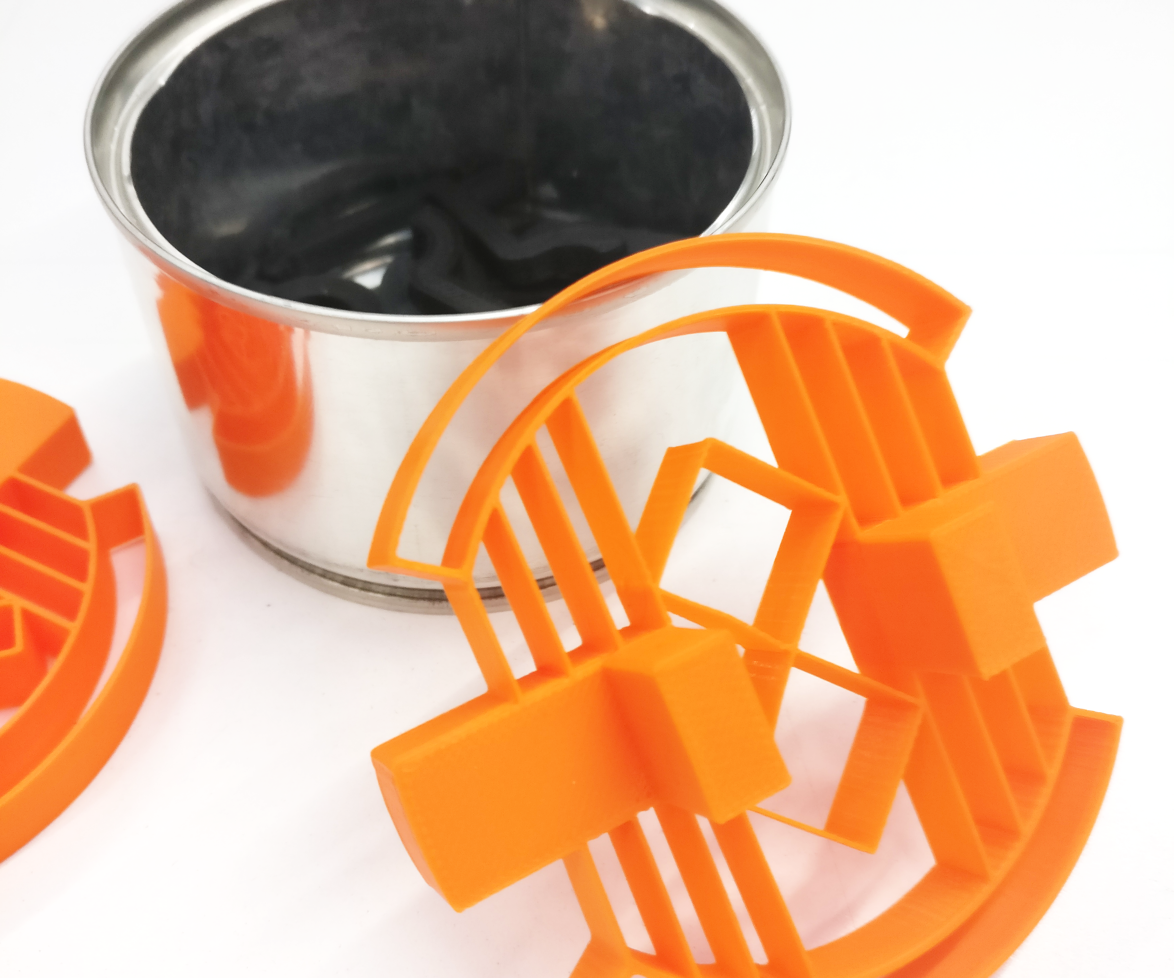 Flexible Single-part Tin Can Cover (TfCD)