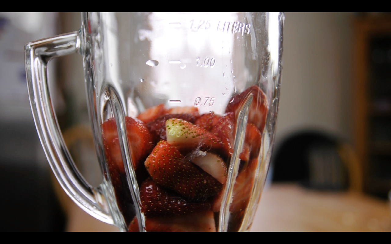 How to Make Strawberry Almond Milk