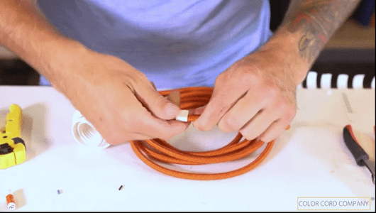 Wire a Cord Plug-End