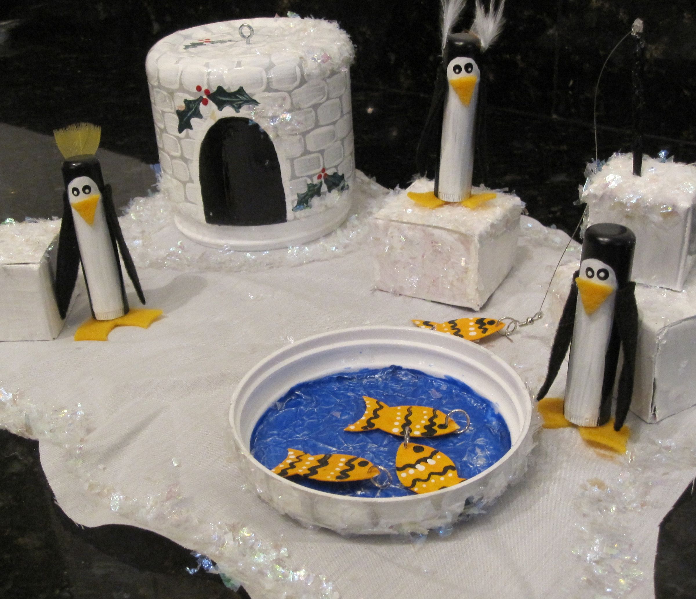 FUN CHRISTMAS ORNAMENT: Recycle Crafting