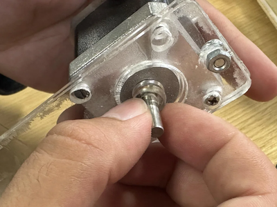 Assembeling the Winder Mechanism