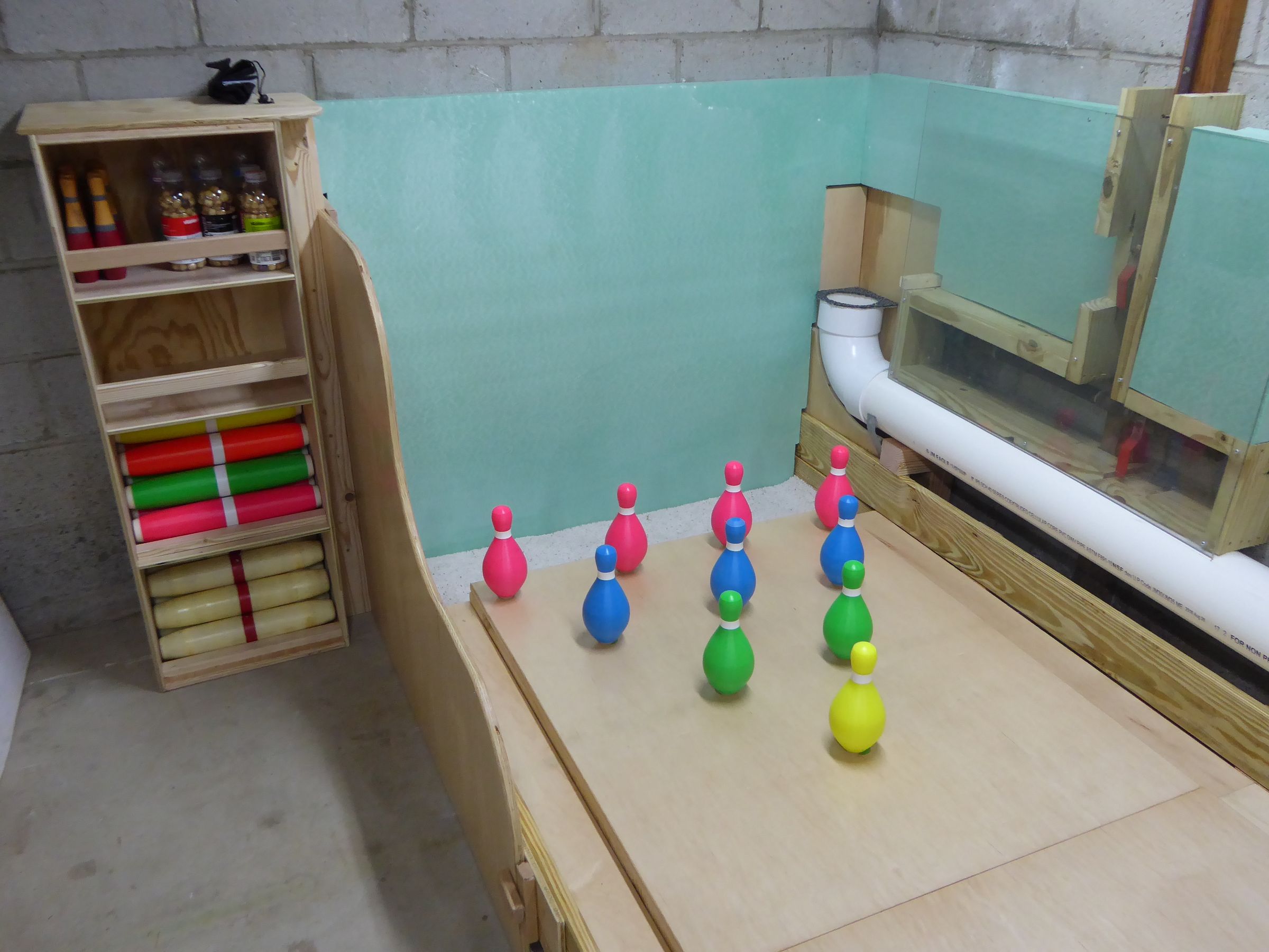 CANDLEPIN & DUCKPIN BOWLING ALLEY 13 Steps (with Pictures