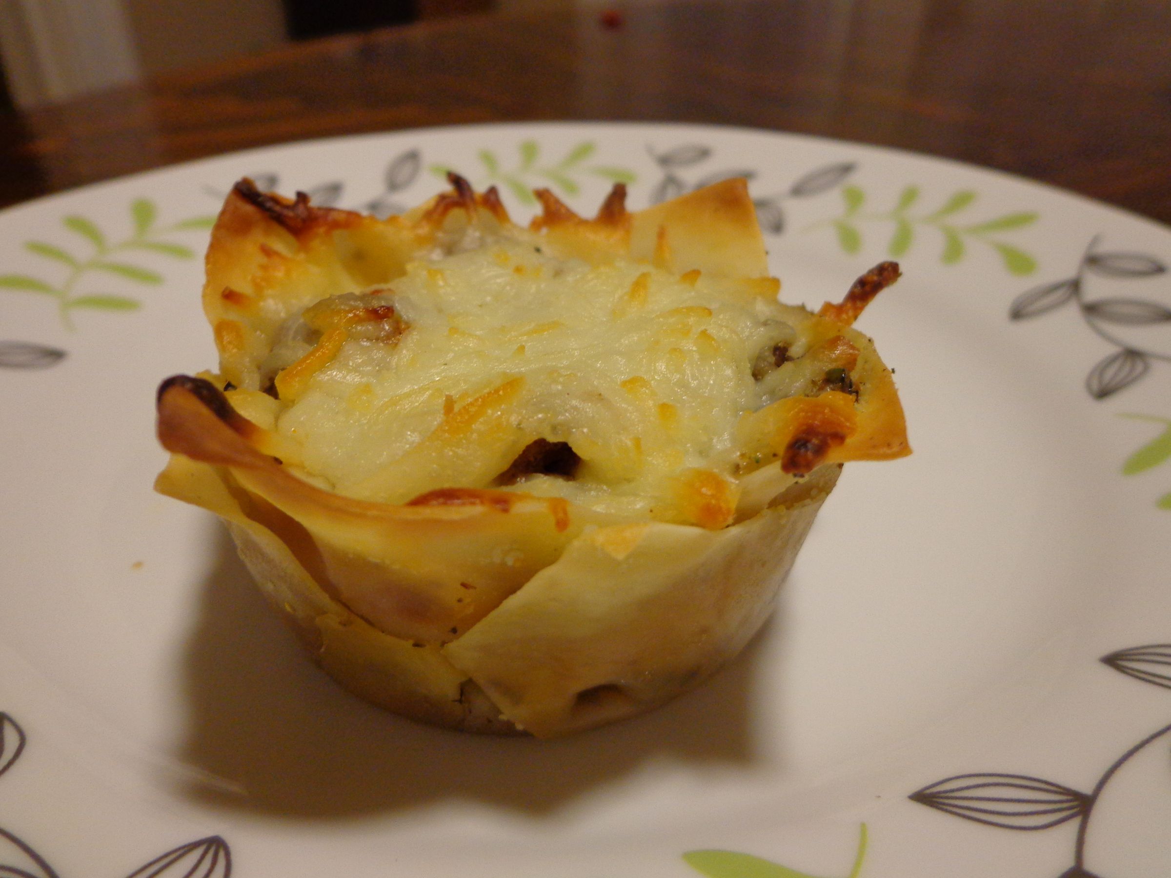 Beefy Lasagna Cupcakes!