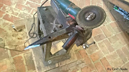 The Sword Head