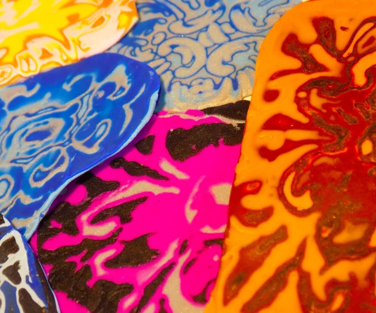 How to Make Stamp Patterns With Polymer Clay