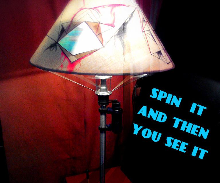 Moving Picture Generator Desk Lamp