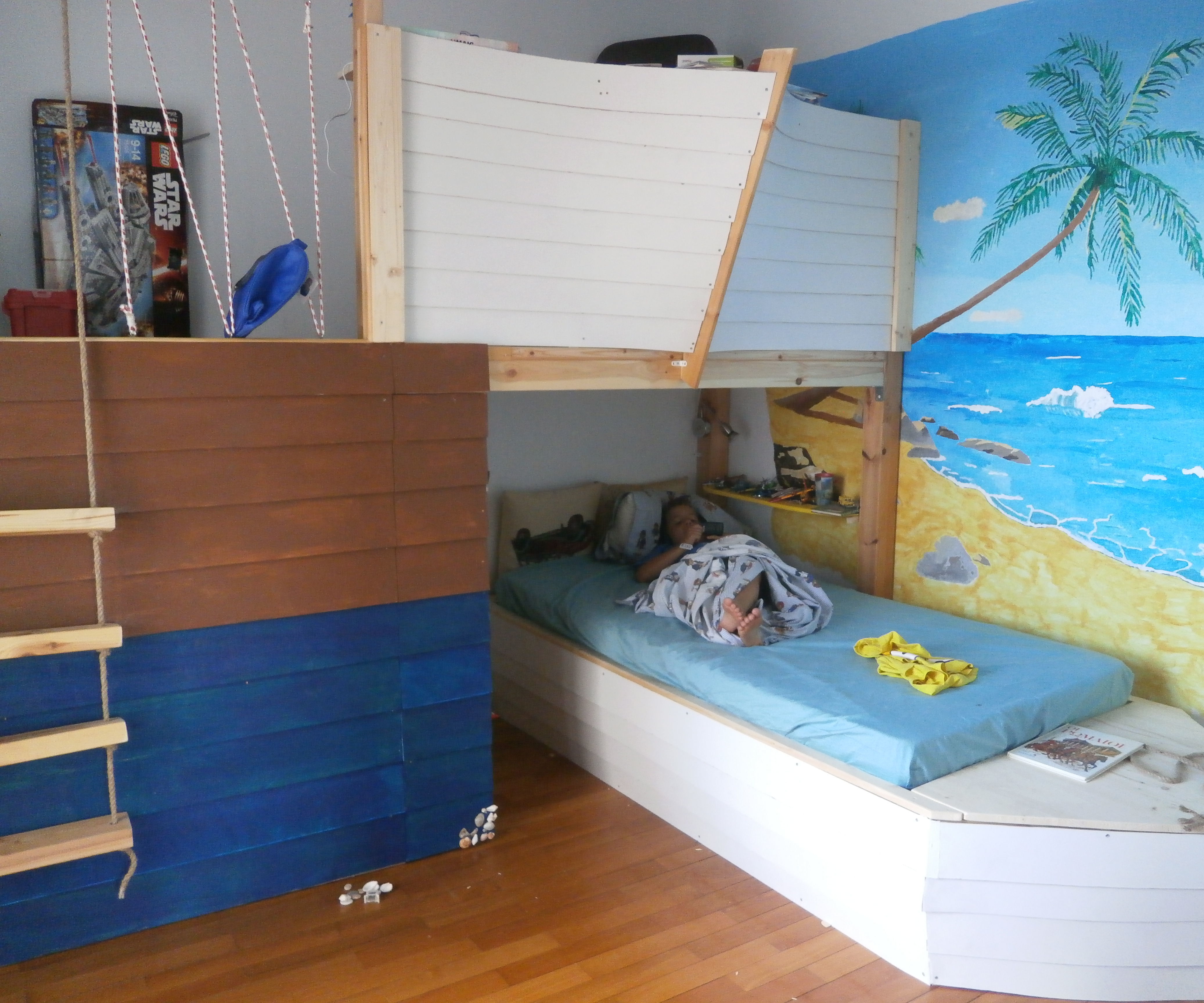 ahoy boat bed