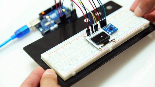 Interacting With an OLED and an Accelerometer