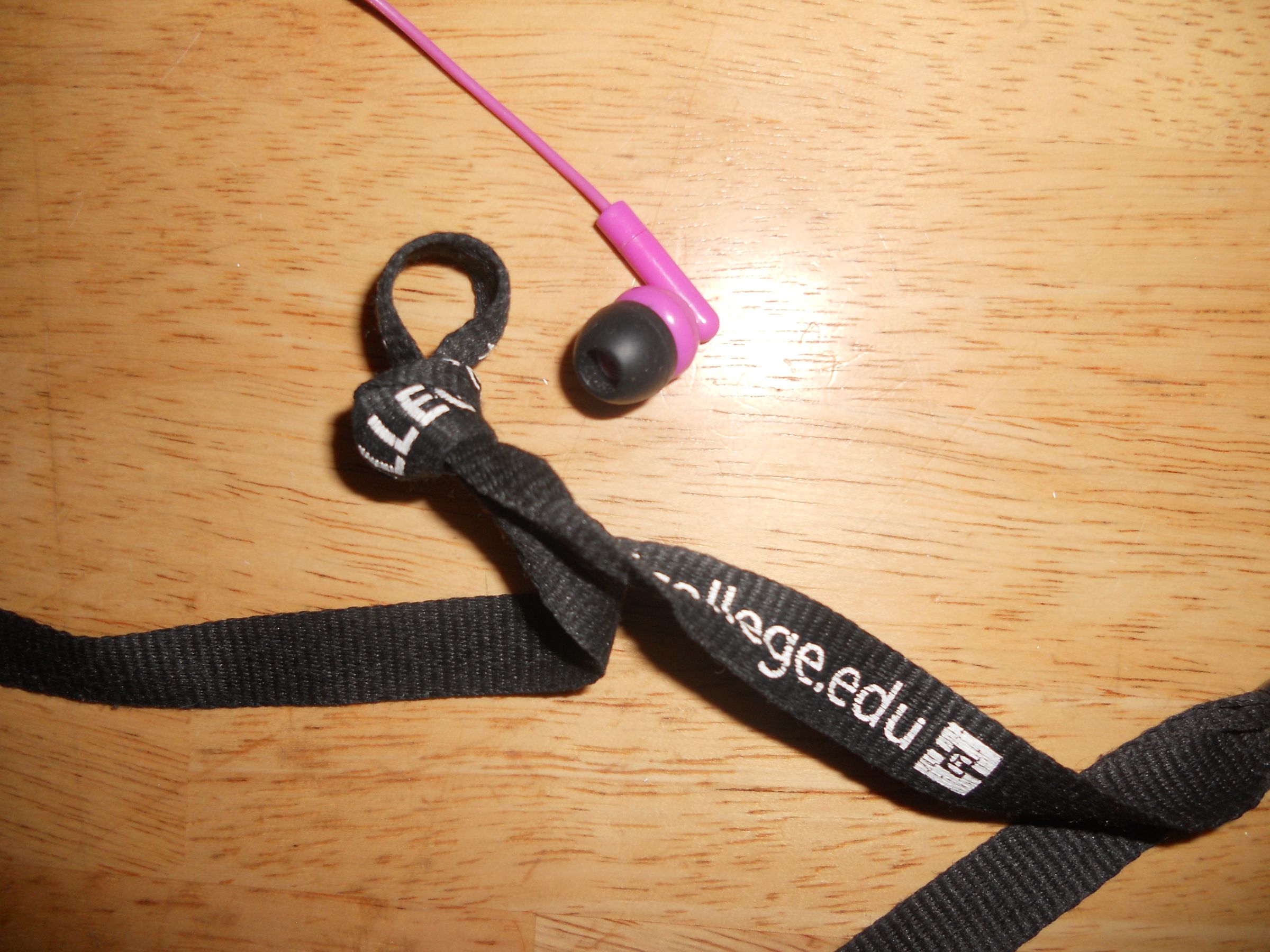 Lanyard Earbud Holder Instructables
