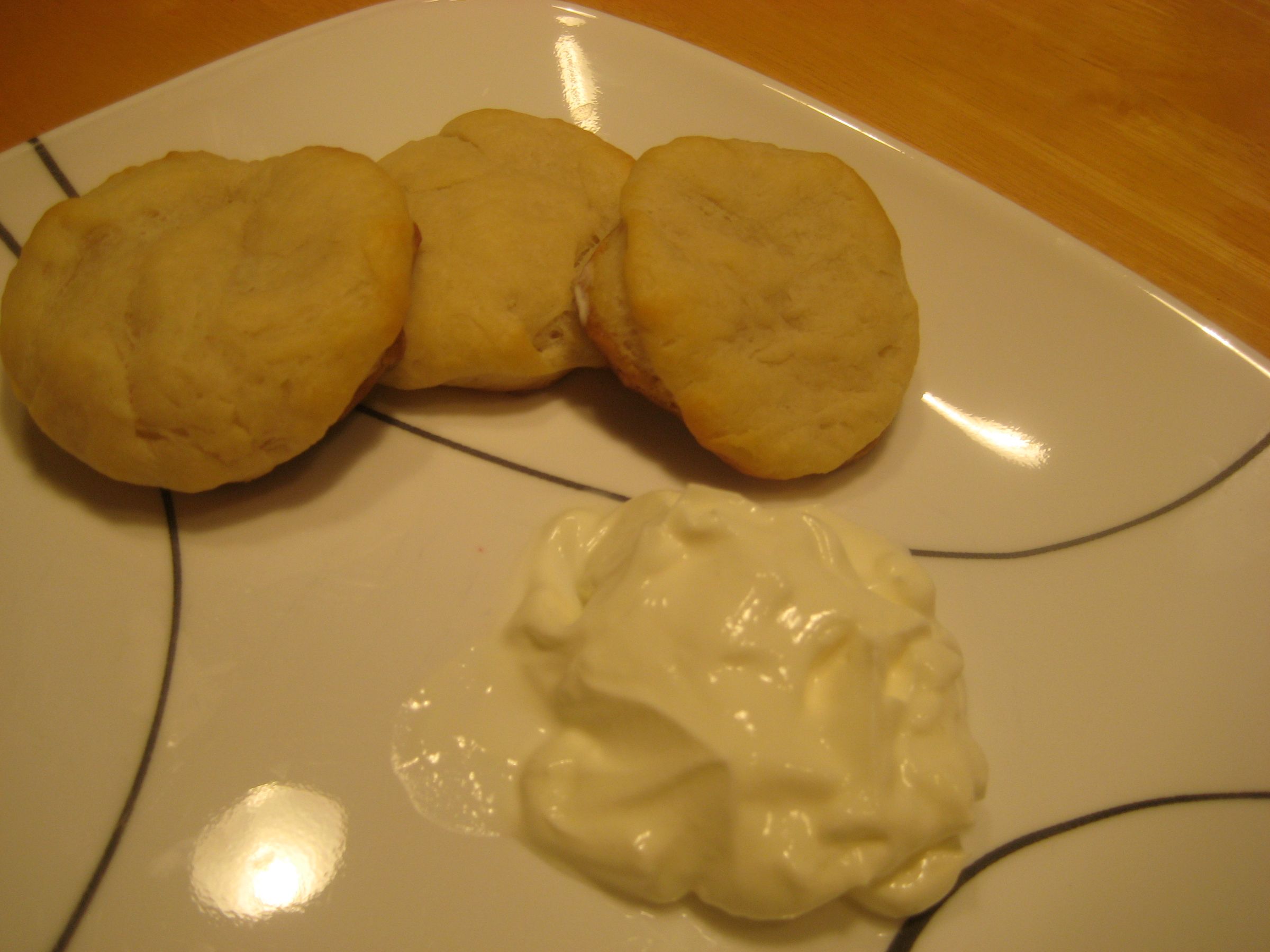 Home-made Foods: Biscuits (KFC Style!)