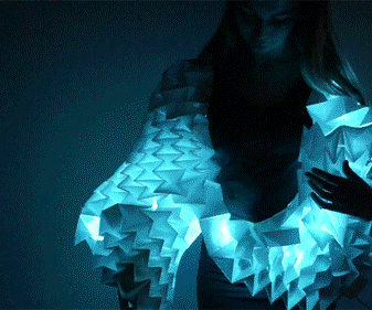 A Folded Expressing Garment