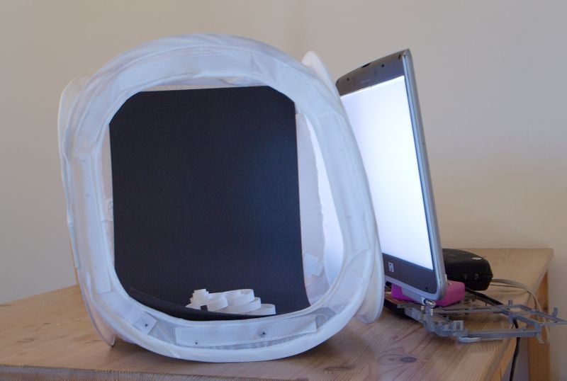 Macro Photography Light Source Using Cold Cathode Lights 9 Steps