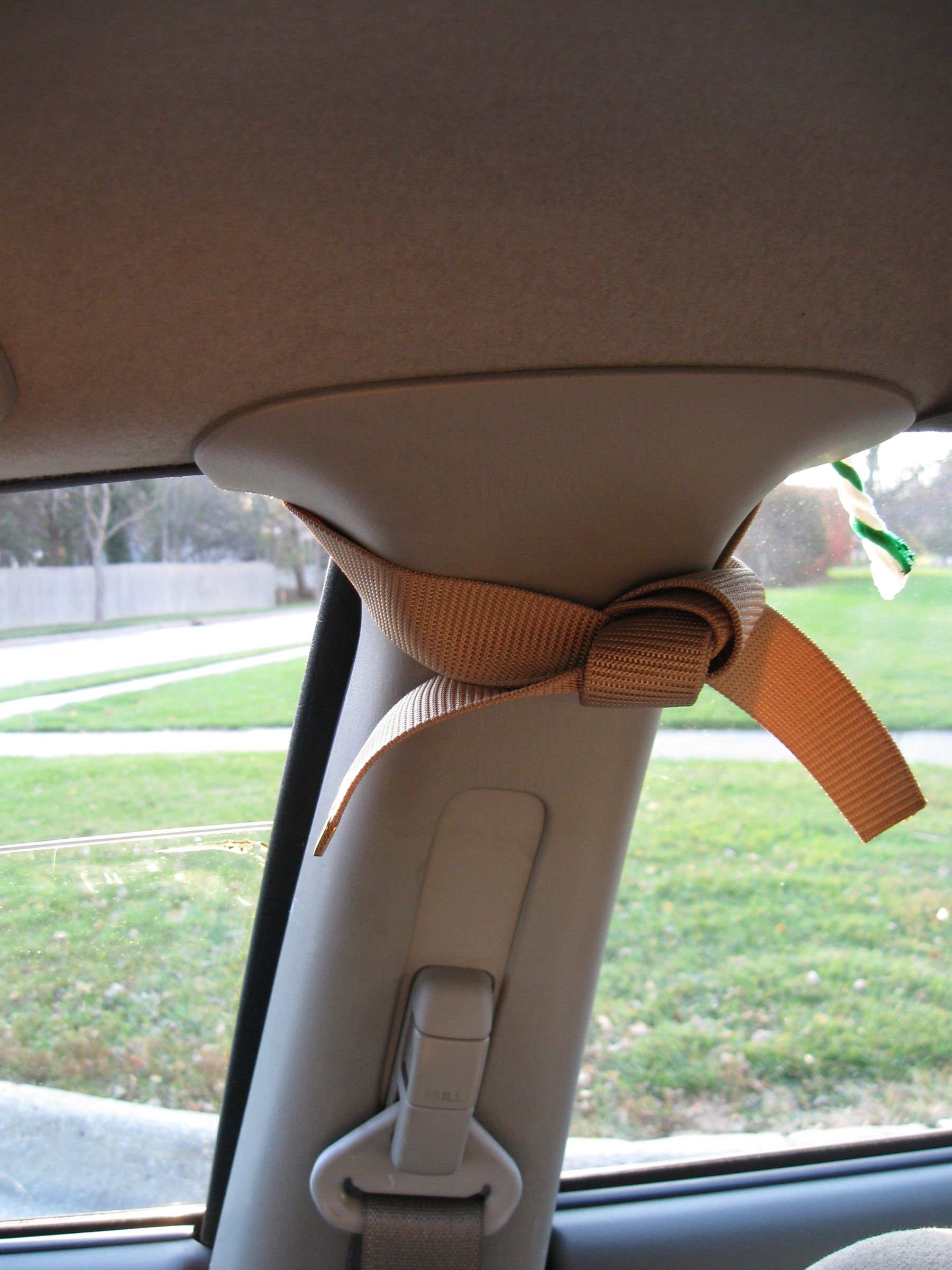 Tie Loads to Car Roofs by Making Temporary Anchors 11 Steps