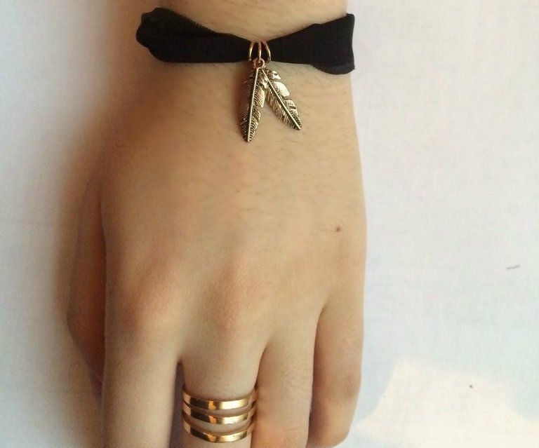 Feather Bracelet 